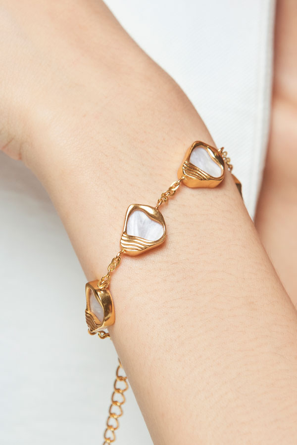 Ibu Bracelet